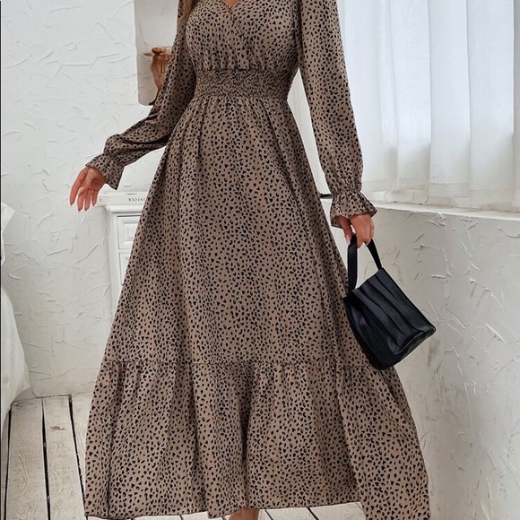 Boho Gypsy Print Flounce Sleeve Smocked Dress - Picture 7 of 14